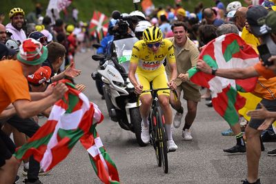 Cycling fans criticise ‘terrible news’ after ITV loses rights to broadcast Tour de France