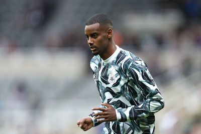 Arsenal sent clear Alexander Isak message after 'new transfer boost'