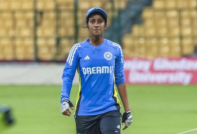 Jemimah Rodrigues' father refutes claims on prayer meetings at Khar Gymkhana