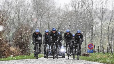 How to keep your cycling social through the winter