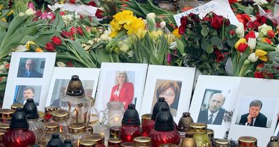 Poland alerts prosecutors to alleged offenses during probe of 2010 plane crash that killed president