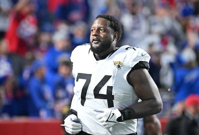 Jaguars clarify OT Cam Robinson’s concussion protocol status