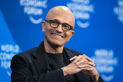 Microsoft CEO Adds Millions to Salary, Now Makes Over 400 Times More Than Average Employee