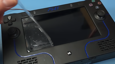 Modder turns a PlayStation 4 Slim into a handheld console