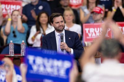 Excruciating moment JD Vance gives a shout out to Mark Robinson at rally – then realises his mistake