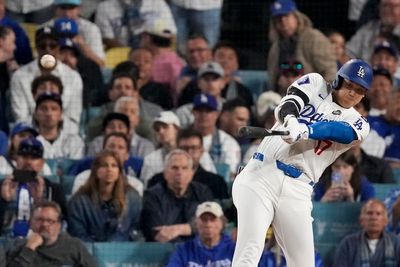 Freeman hits 1st game-ending slam in World Series history as Dodgers top Yankees 6-3 in opener