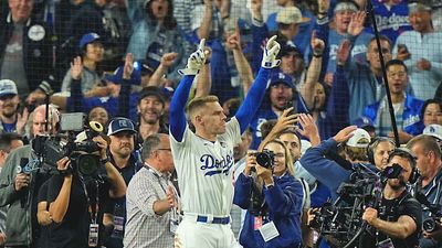 Freddie Freeman Gave Dodgers a Timely Reminder Moments After Walk-Off Grand Slam