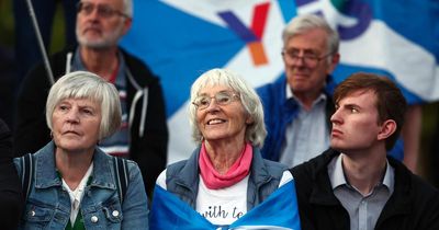 Yes leads in first Scottish independence poll since Alex Salmond's death