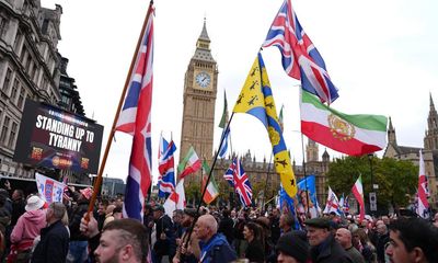 Thousands of Tommy Robinson supporters gather in central London