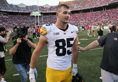 Chiefs scouting report: Iowa Hawkeyes TE Luke Lachey