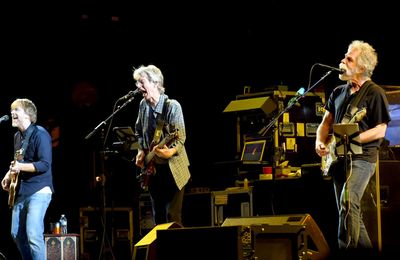 The Grateful Dead hail late bassist Phil Lesh their ‘brother’