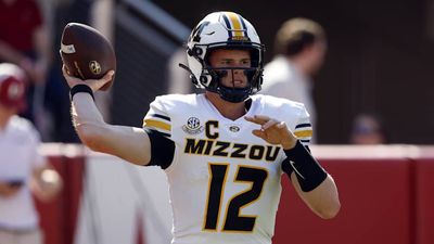 Missouri Quarterback Brady Cook Leaves Game vs. Alabama With Upper-Body Injury