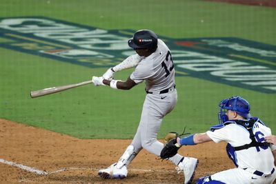 Why the Yankees don’t have names on the backs of their jerseys, explained