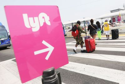 Lyft Agrees To Pay $2.1 Million To Settle Allegations It Duped Drivers By Exaggerating Earnings