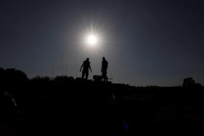 Israeli Soldiers Thwart Stabbing Attack Near Jerusalem