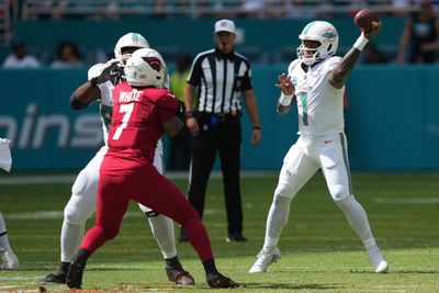 Dolphins fans erupted after Tua Tagovailoa had the awareness to slide rather than get hit after a scramble