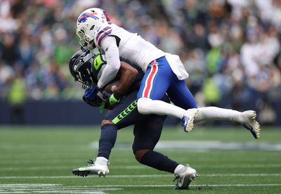 First half recap: Seahawks trail Bills 14-3