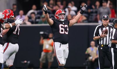 Falcons guard Chris Lindstrom comments on Week 9 injury status