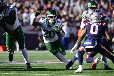 Jets’ Breece Hall took the loss to the Patriots to heart