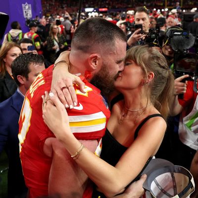 Sources have elaborated on the Taylor Swift and Travis Kelce “engagement countdown”