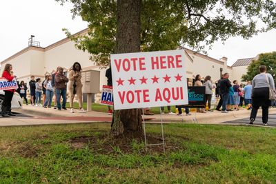 Flaws in Texas Voter Registration System Leave Voters Out of the Rolls Ahead of Election Day