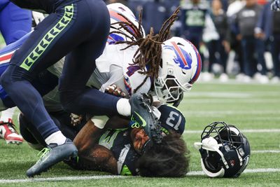 Analyzing Ernest Jones’ Seahawks debut in Week 8