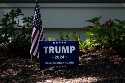 Scared Trump campaign workers reportedly stuffed conference room hole with napkins over fears of being spied on