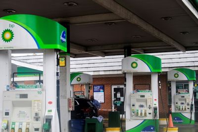 Oil Giant BP Reports Drop In Third-quarter Net Profit