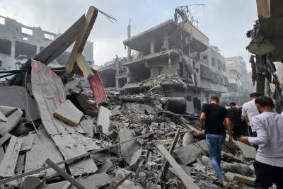 Deadly Air Strike Hits Building In Northern Gaza