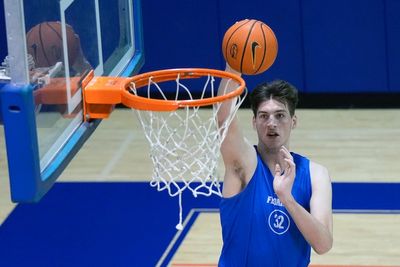 The world’s tallest teenager eyes up his basketball future