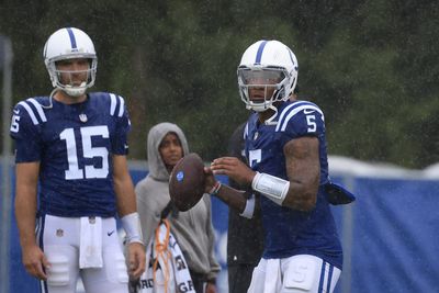 Colts make quarterback change 7 weeks ahead of Broncos game