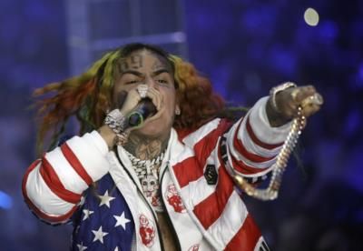 Rapper Tekashi 6Ix9ine Arrested In New York City