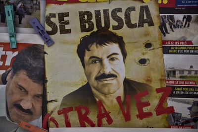 'El Chapo' Ditches Legal Team and Takes on Own Defense Despite Not Speaking English; Claims Lawyers Were 'Inefficient'