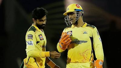 MS Dhoni's helicopter, Ravindra Jadeja's sword! Have Chennai Super Kings announced their retained players before the deadline?