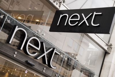 Next sees annual profits topping £1 billion after autumn sales boost