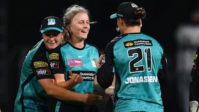 Heat spinner Parsons leads historic win over Renegades