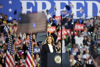 Harris bests Trump's Jan. 6 rally crowd