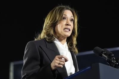 Kamala Harris Disagrees With Criticism Based On Voting Choices