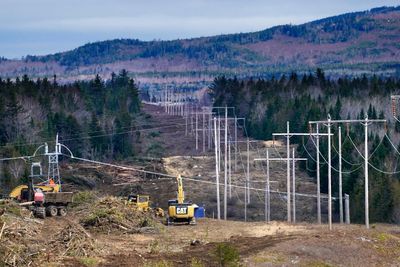 Massachusetts ratepayers to pay extra $512M for transmission line for Canadian hydropower