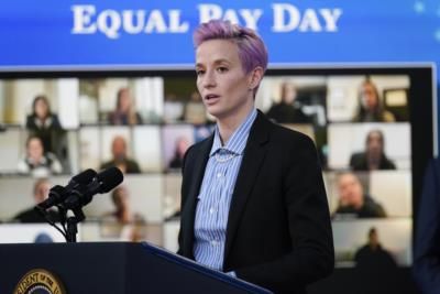 Megan Rapinoe Urges Voters To Reject Trump Presidency