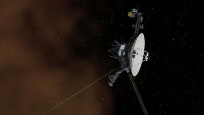 Voyager 1 spacecraft phones home with transmitter that hasn't been used since 1981