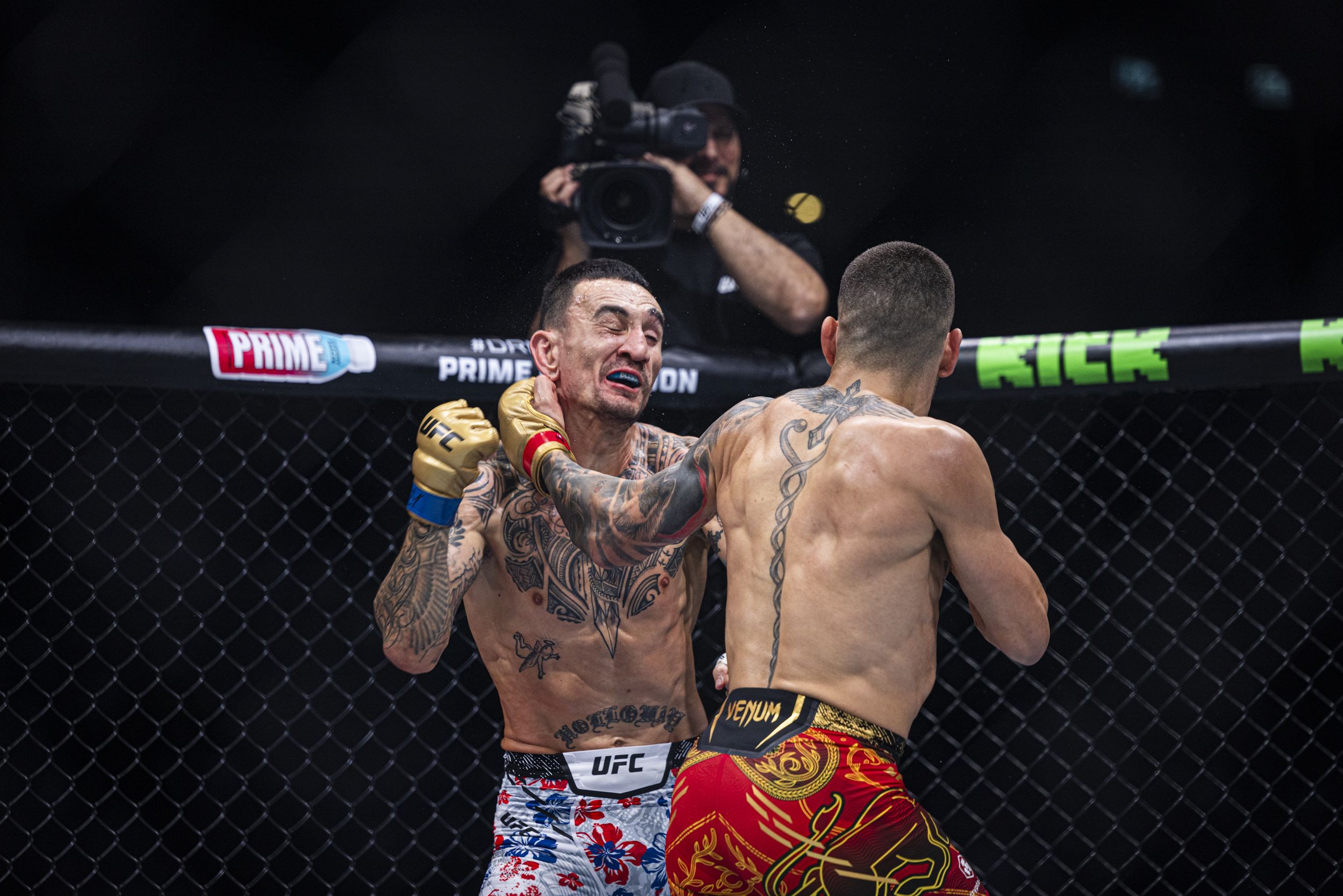 Alexander Volkanovski Ilia Topuria wouldn’t submit…