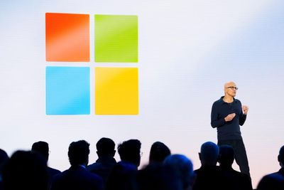 Microsoft sails as AI boom fuels double-digit growth in cloud business