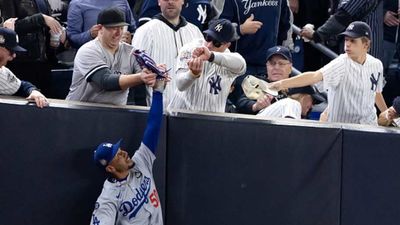 Yankees Announce Tickets of Ejected Fans Were Given to Pediatric Cancer Patient