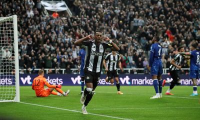 Isak on target as Newcastle ease to Carabao Cup win over rotated Chelsea