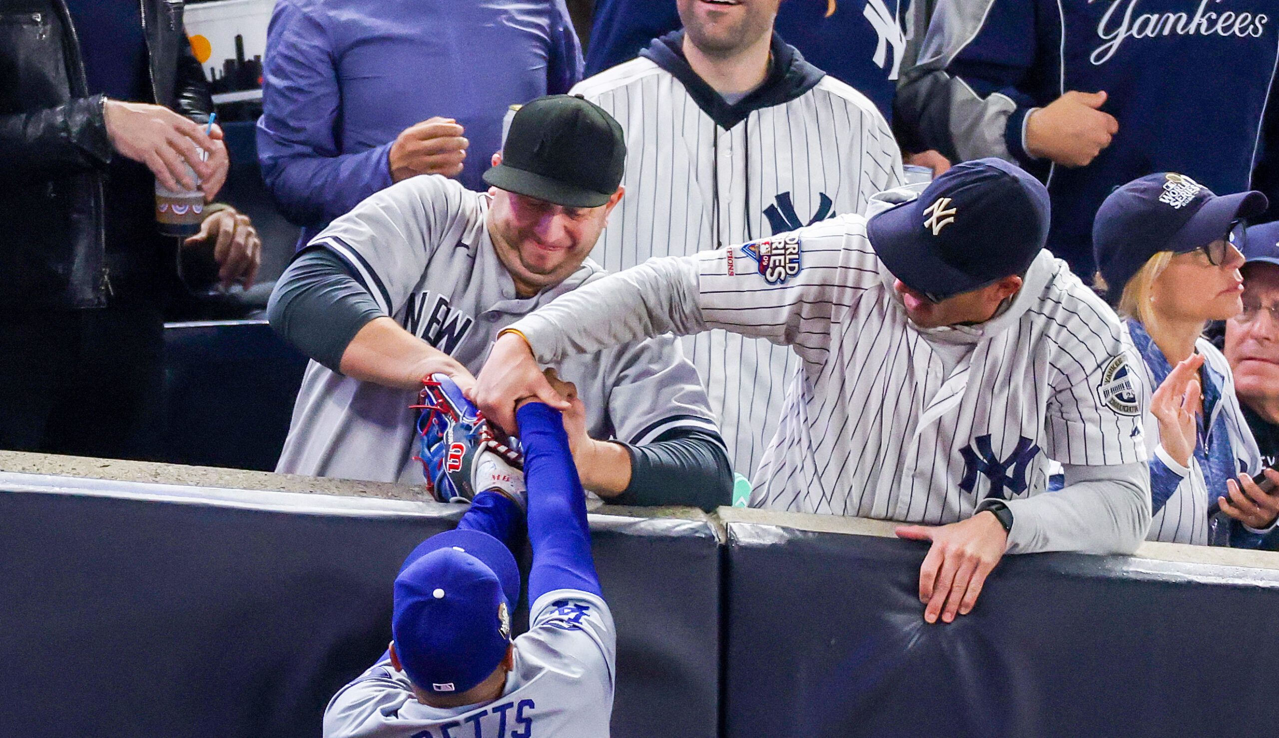 The Yankees had the best response after the banned fan…