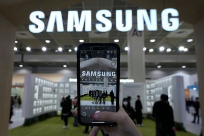 Samsung reports 'major' progress in supply deal for AI chips