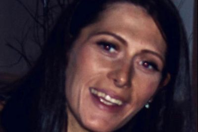 Tributes to ‘lovely’ woman, 40, who died after ‘disturbance’ as murder investigation launched