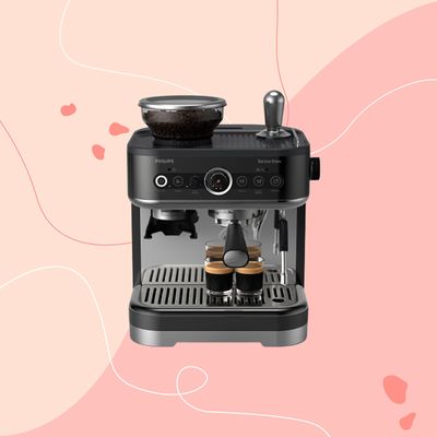 The first ever espresso machine from Philips is here and it comes with free barista training as a bonus