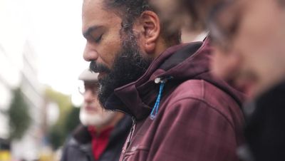 Anti-choice campaigners pray outside abortion clinic ahead of new buffer zones